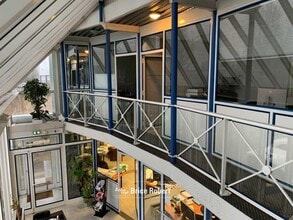 Oficina en Vaulx-en-Velin en alquiler Foto del edificio- Imagen 1 de 3