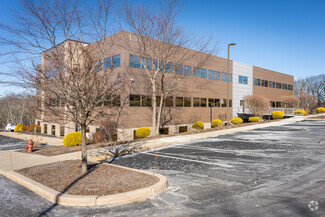 Más detalles para 1300 Highland Corporate Dr, Cumberland, RI - Oficinas en venta