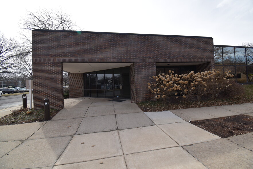 5320 College Blvd, Overland Park, KS en venta - Foto del edificio - Imagen 3 de 14