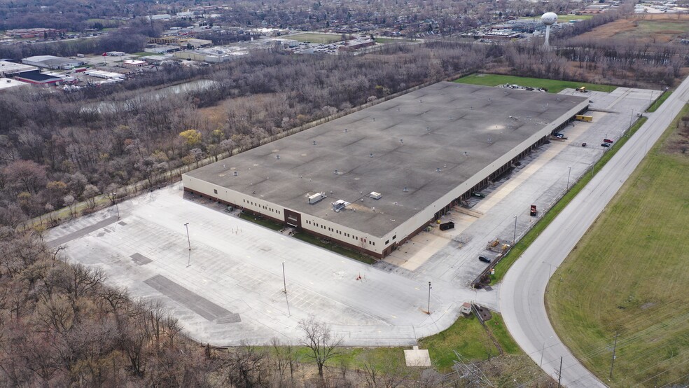 16801 Exchange Ave, Lansing, IL en alquiler - Foto del edificio - Imagen 1 de 10