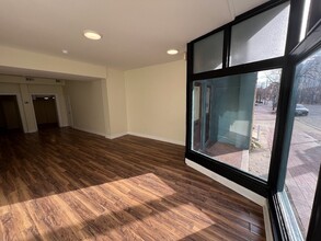 817 N Howard St, Baltimore, MD en venta Foto del edificio- Imagen 2 de 7