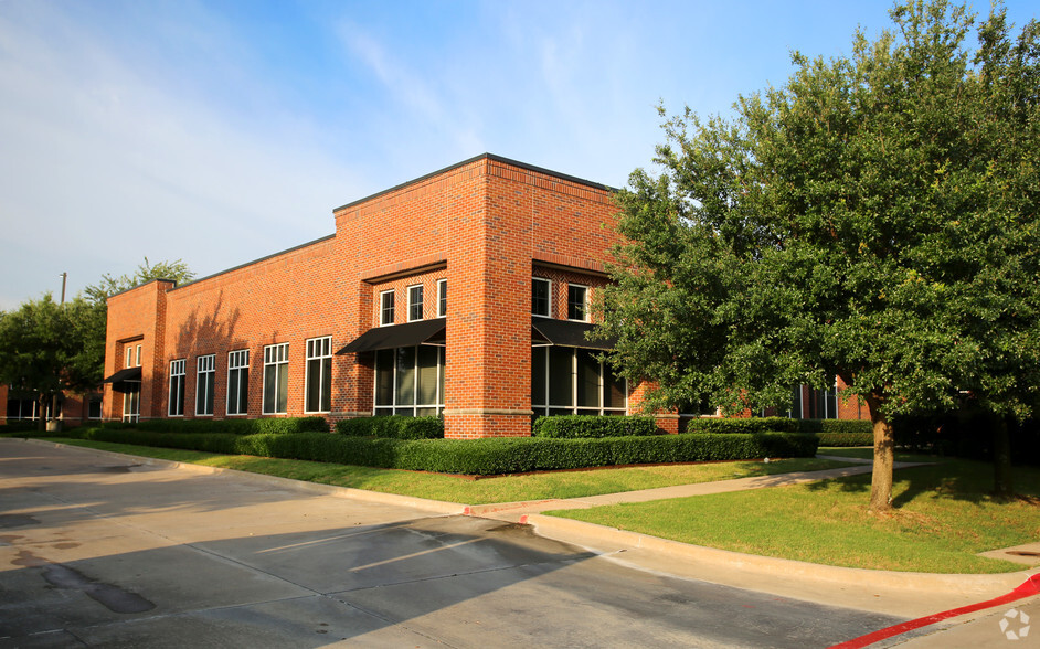 870 S Denton Tap Rd, Coppell, TX en alquiler - Foto del edificio - Imagen 1 de 4