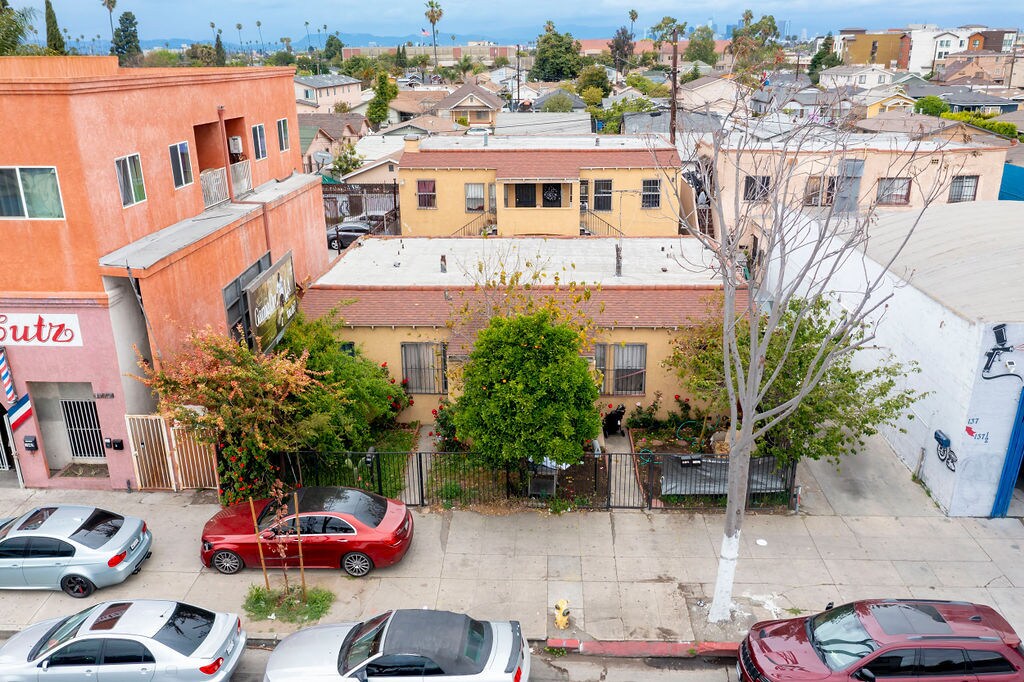 139 W Florence Ave, Los Angeles, CA en venta Foto principal- Imagen 1 de 8