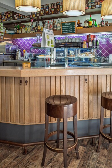 Local en Badalona, Barcelona en alquiler - Foto del interior - Imagen 2 de 3