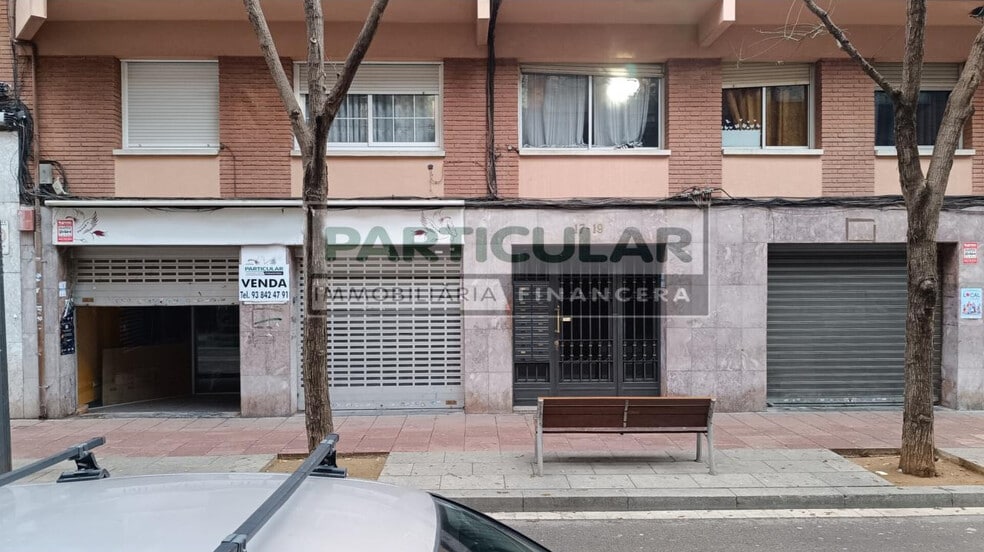 Carrer de Pere Sanfeliu, 19, Barberà del Vallès, Barcelona en venta - Foto del edificio - Imagen 2 de 5