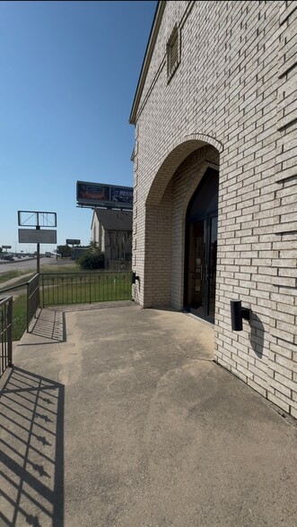 2700 South Fwy, Fort Worth, TX en alquiler - Foto del edificio - Imagen 2 de 8