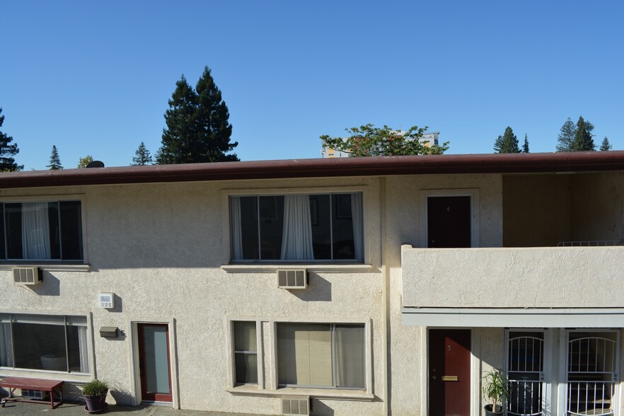 1038 4th St, Santa Rosa, CA en venta - Foto del edificio - Imagen 3 de 12