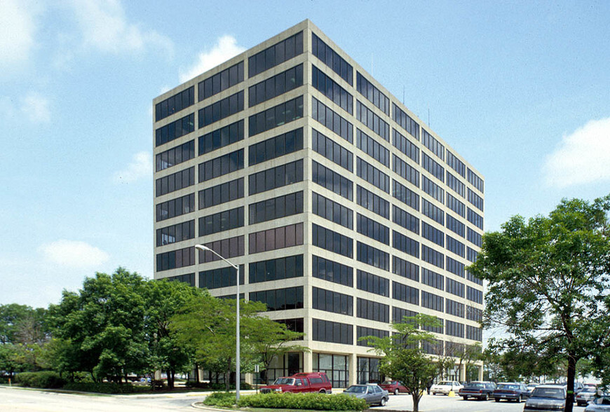 1701 E Woodfield Rd, Schaumburg, IL en alquiler - Foto del edificio - Imagen 2 de 28