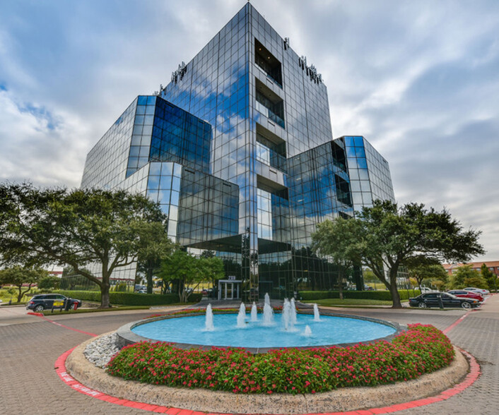 2300 Valley View Ln, Irving, TX en alquiler - Foto del edificio - Imagen 1 de 6