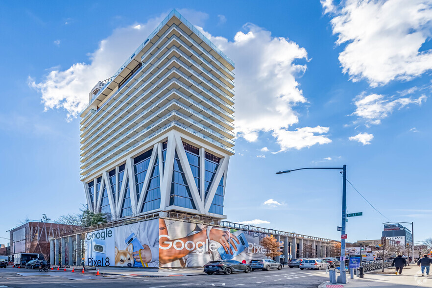 111 N 12th St, Brooklyn, NY en alquiler - Foto del edificio - Imagen 1 de 15