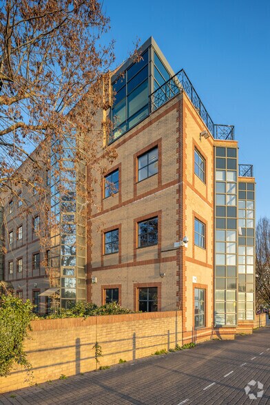 72 Chancellors Rd, London en alquiler - Foto del edificio - Imagen 3 de 4