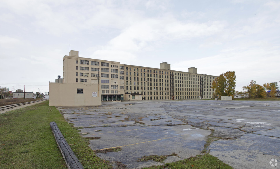 1911-1977 S Allis St, Milwaukee, WI en alquiler - Foto del edificio - Imagen 1 de 5