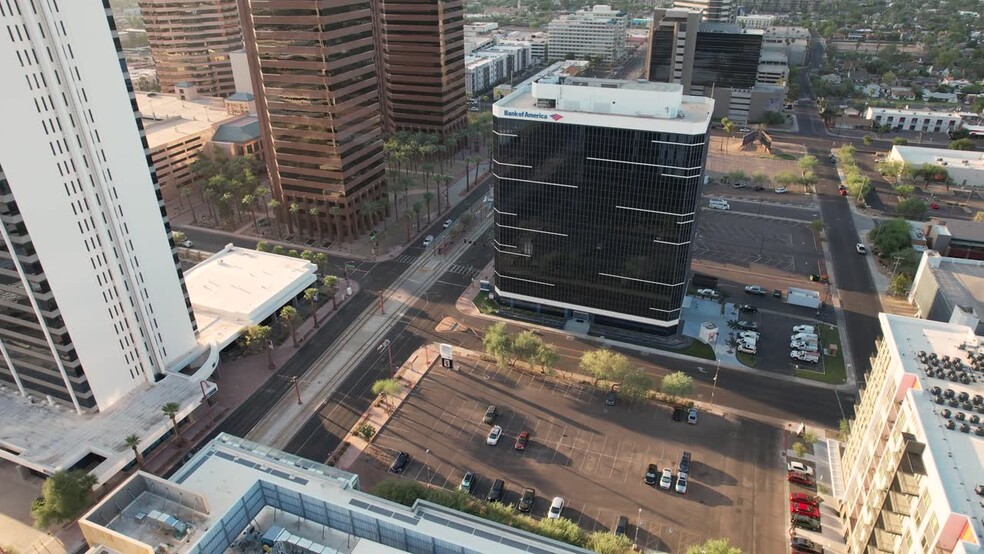 3030 N Central Ave, Phoenix, AZ en alquiler - Vídeo de anuncio comercial - Imagen 2 de 17