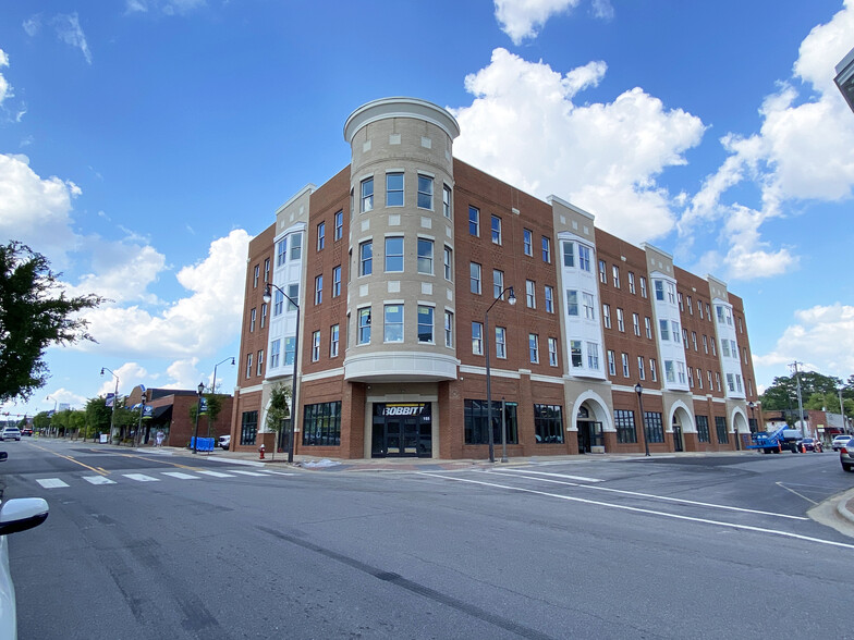 145 S Raleigh St, Fuquay Varina, NC en venta - Foto del edificio - Imagen 2 de 11