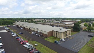 Más detalles para 740 Industrial Dr, Cary, IL - Naves en venta