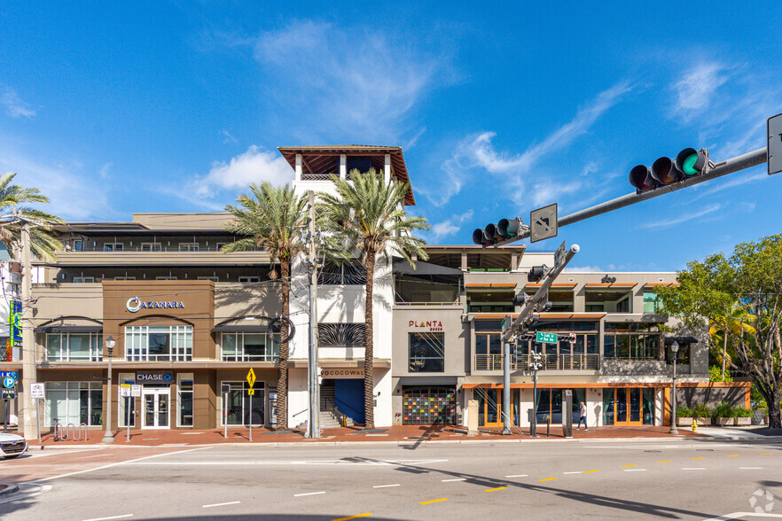 3059 Grand Ave, Coconut Grove, FL en alquiler - Foto del edificio - Imagen 3 de 5