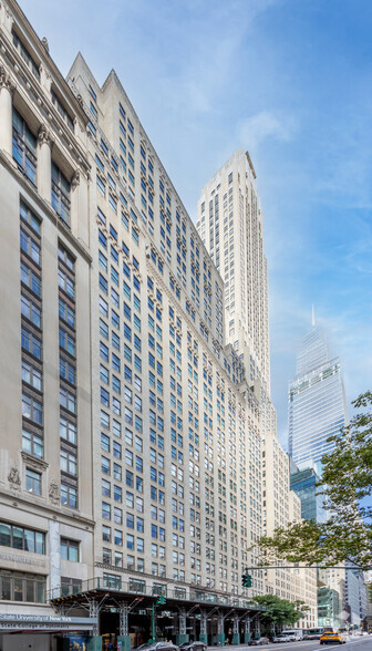 11 W 42nd St, New York, NY en alquiler - Foto del edificio - Imagen 1 de 14