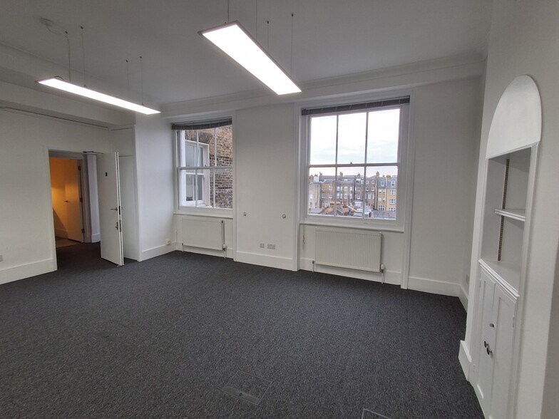 43 Portland Pl, London en alquiler - Foto del edificio - Imagen 2 de 4