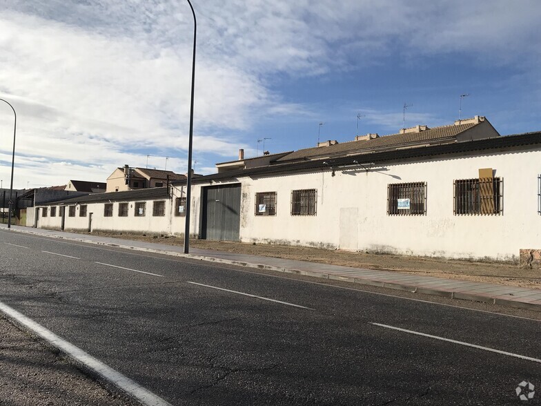 Naves en Yuncos, Toledo en venta - Foto del edificio - Imagen 3 de 3