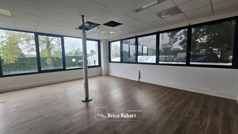 Oficina en Bron en alquiler - Foto del interior - Imagen 1 de 6