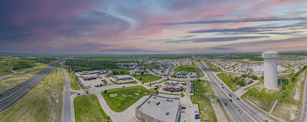 SWC Hwy 40 & Hwy 6, College Station, TX - VISTA AÉREA  vista de mapa - Image1