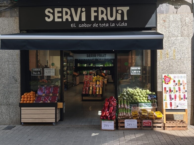 Avenida de Francesc Macià, 34, Vilanova i la Geltrú, Barcelona en venta - Foto del edificio - Imagen 2 de 2