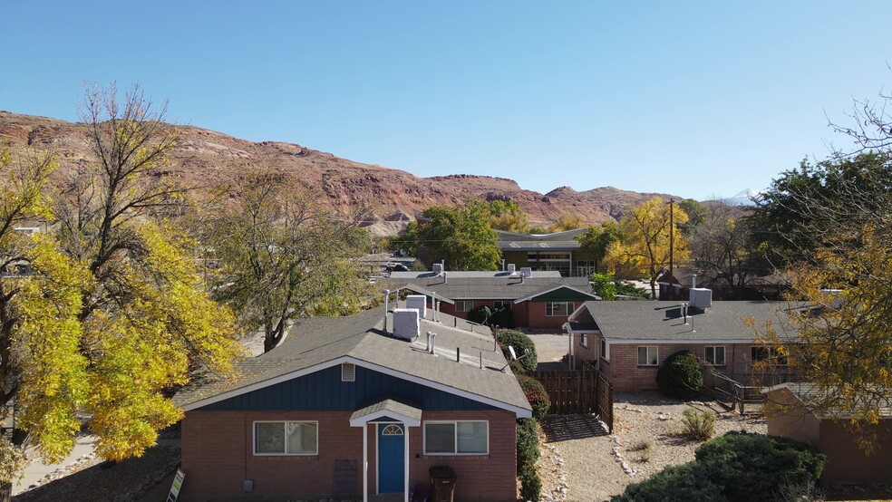 247 W 400 N, Moab, UT en venta - Foto del edificio - Imagen 2 de 12