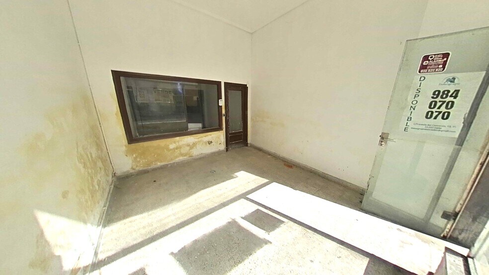 Local en Iglesias en venta - Foto del edificio - Imagen 2 de 15