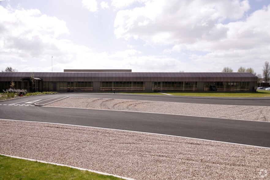 Castlegate Business Park, Caldicot en alquiler - Foto del edificio - Imagen 2 de 9