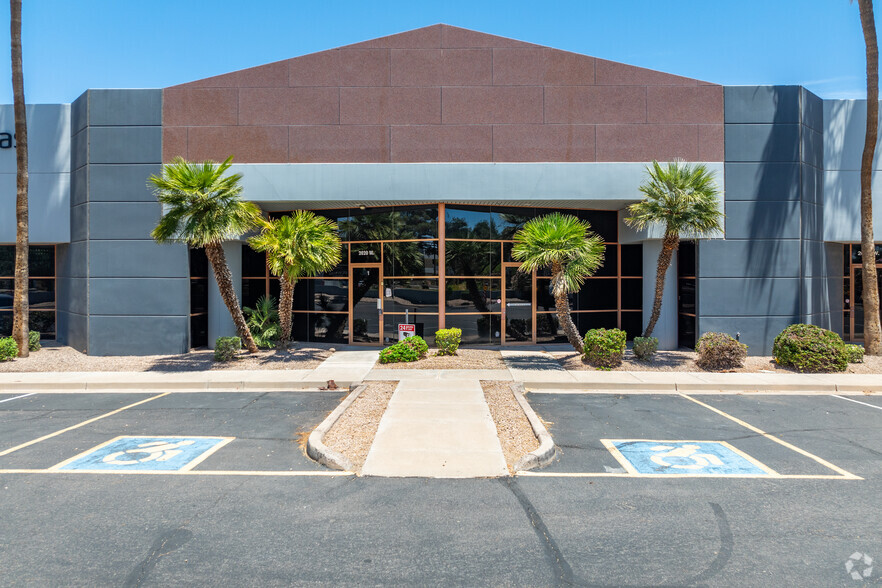 2020 W Guadalupe Rd, Gilbert, AZ en alquiler - Foto del edificio - Imagen 3 de 10