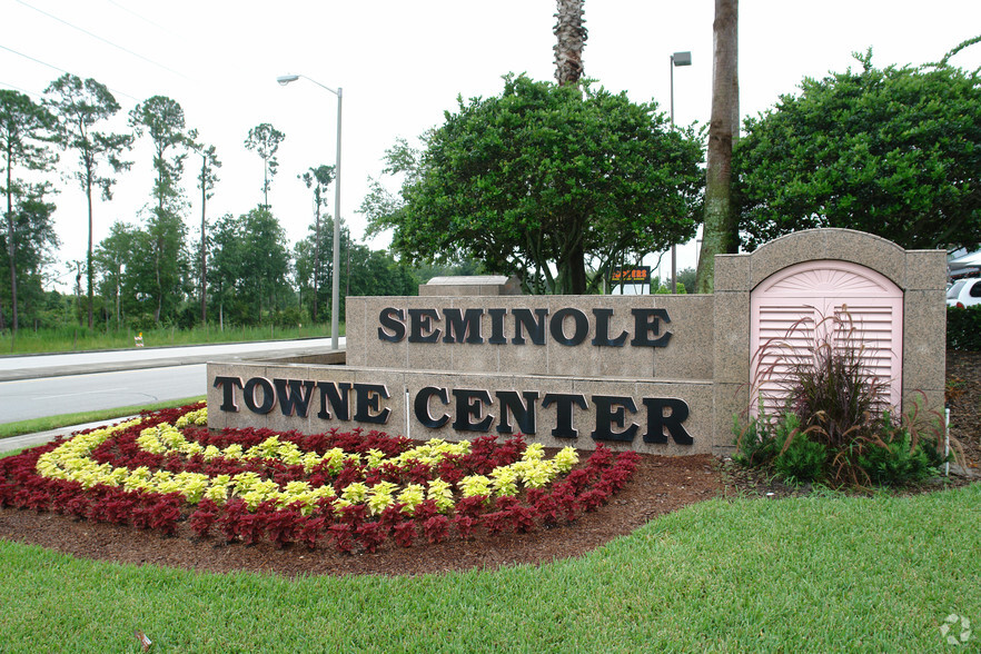 181 Towne Center Cir, Sanford, FL en venta - Foto del edificio - Imagen 2 de 19