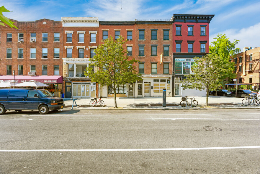 65 Lafayette Ave, Brooklyn, NY en alquiler - Foto del edificio - Imagen 3 de 4