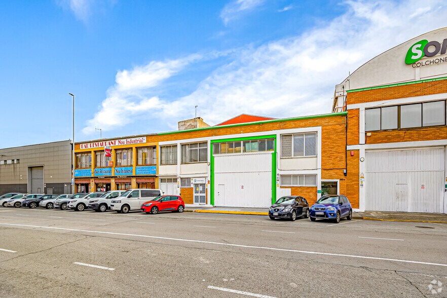 Nave en L'Hospitalet de Llobregat, Barcelona en alquiler - Foto del edificio - Imagen 2 de 2