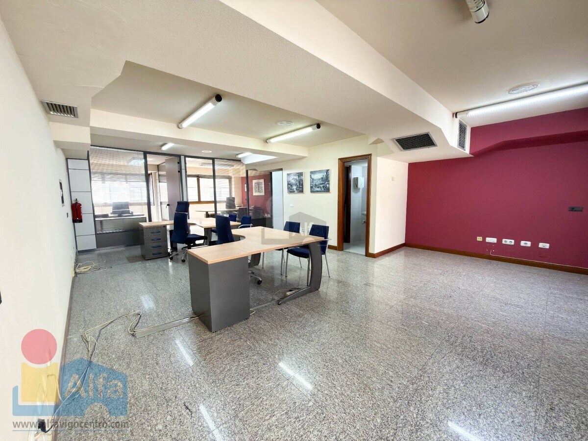 Vigo, PON 36211 - Unidad 01 - - Foto del interior - Image 1 of 14