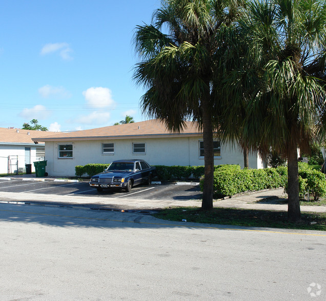 5701 NW 28th St, Fort Lauderdale, FL en venta - Foto del edificio - Imagen 2 de 2