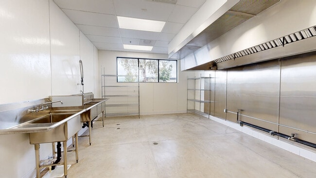 Más detalles de 6222 San Fernando Rd, Glendale, CA - Local en alquiler