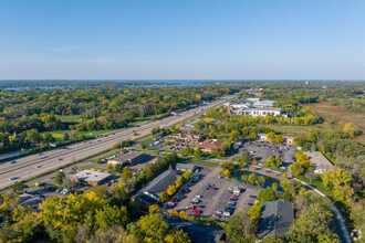 600 Twelve Oaks Center Dr, Wayzata, MN - vista aérea  vista de mapa - Image1