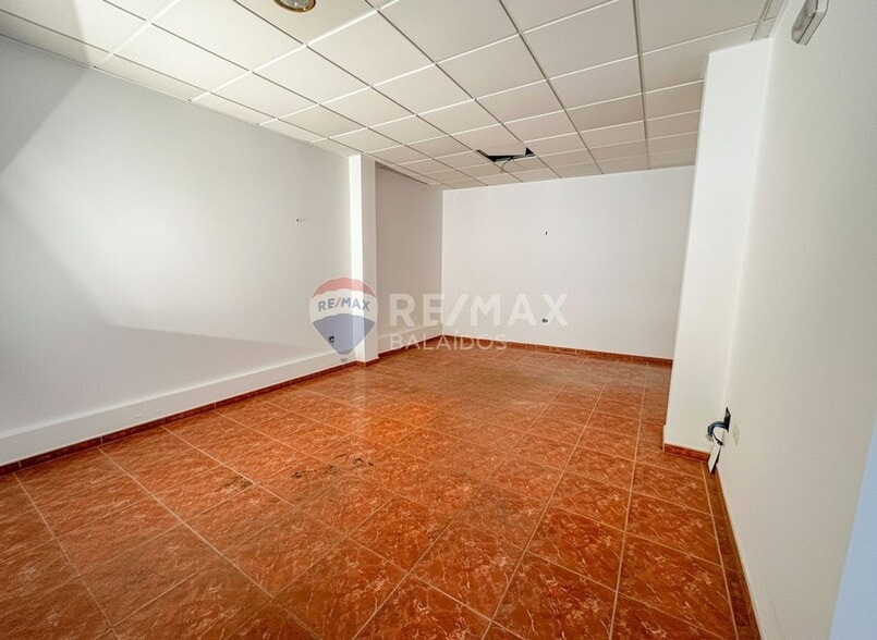 Local en O Rosal, Pontevedra en venta - Foto del interior - Imagen 1 de 11