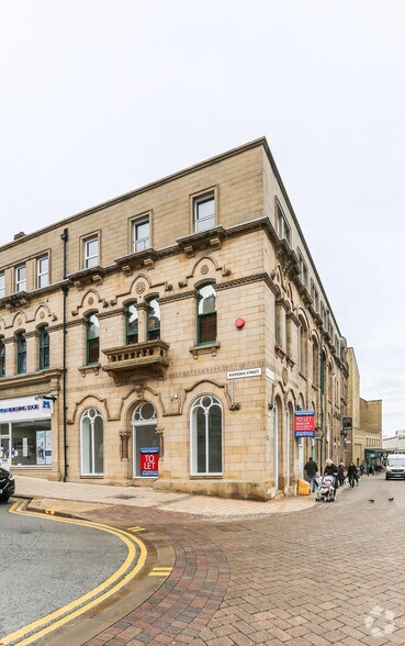 11-13 Ramsden St, Huddersfield en alquiler - Foto del edificio - Imagen 2 de 4