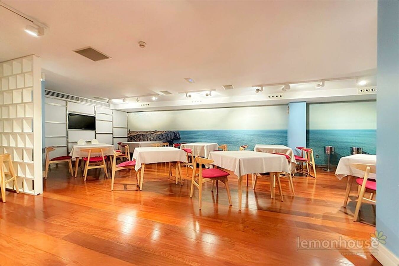 Madrid, MAD 28036 - Unidad Puerta A -  - Foto del interior - Image 1 of 10