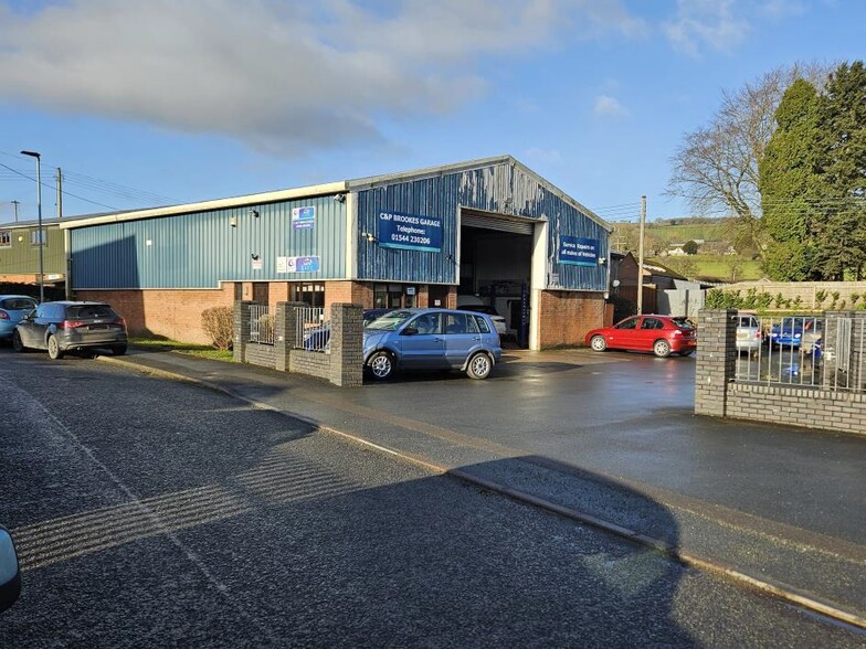 1A Hatton Gardens Industrial Estate, Kington en venta - Foto del edificio - Imagen 2 de 5