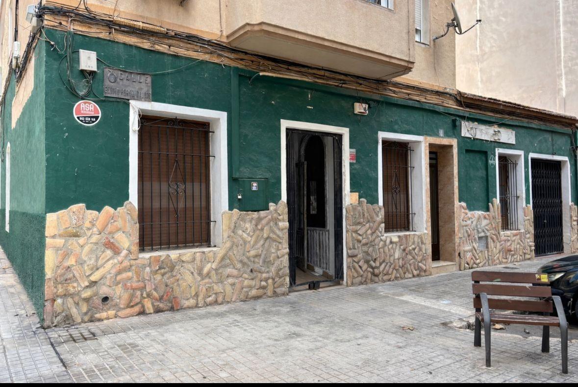 Local en Elche, Alicante en alquiler Foto del edificio- Imagen 1 de 15