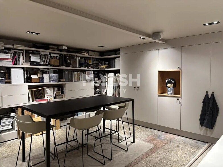 Local en Lyon en venta - Foto del interior - Imagen 3 de 5