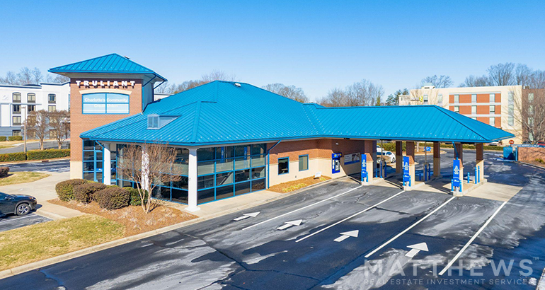 6051 Tyvola Glen Cir, Charlotte, NC en venta - Foto del edificio - Imagen 2 de 3