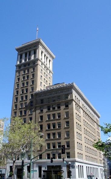 1212 Broadway, Oakland, CA en alquiler - Foto del edificio - Imagen 1 de 14