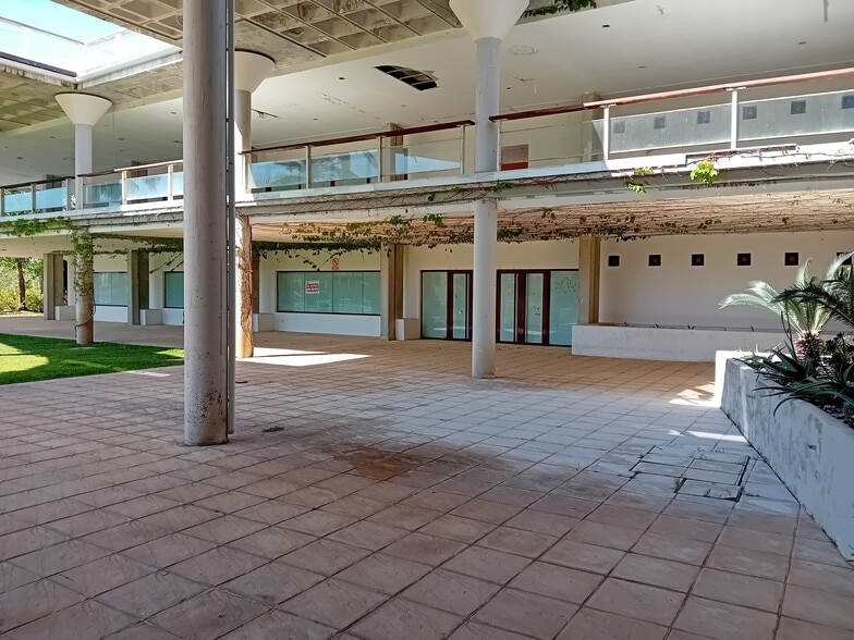 Urbanización Parque Botánico, Benahavís, Málaga en venta - Foto del edificio - Imagen 3 de 13