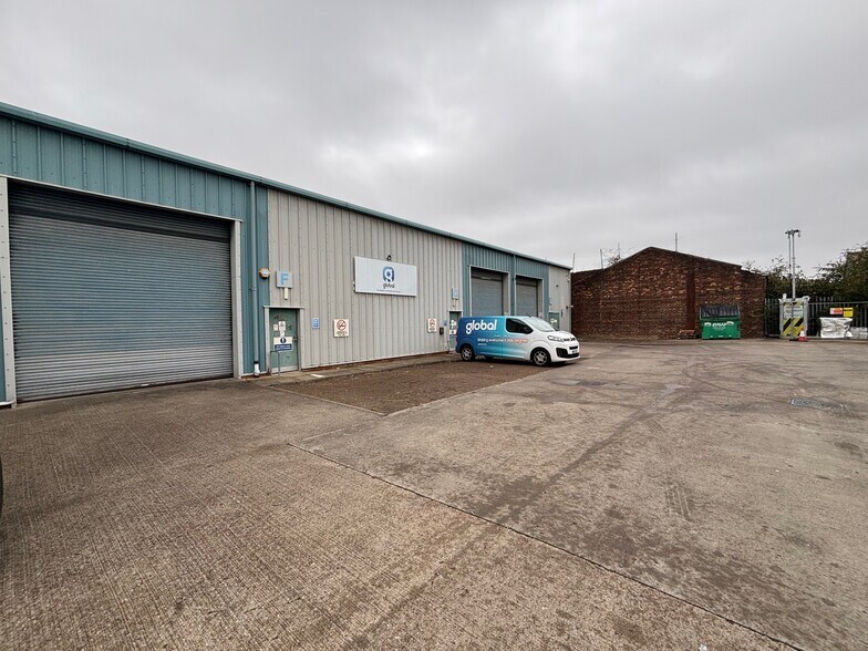 Woodville St, Glasgow en alquiler - Foto del edificio - Imagen 2 de 8