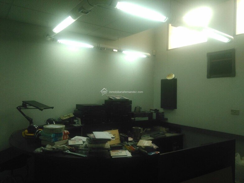 Local en Cáceres, Cáceres en alquiler - Foto del edificio - Imagen 2 de 10