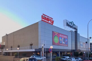 Más detalles de Calle de la Comunidad de Madrid, 37, Las Rozas de Madrid - Local en alquiler