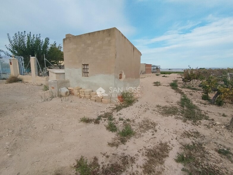 Terreno en Novelda, Alicante en venta - Foto principal - Imagen 1 de 5